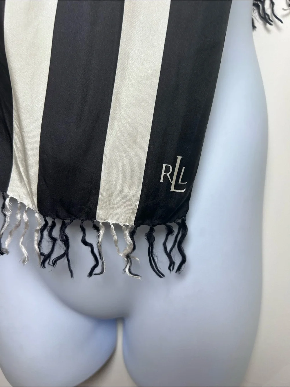 Lauren Ralph Lauren black white striped silk scarf old money preppy scarf tie